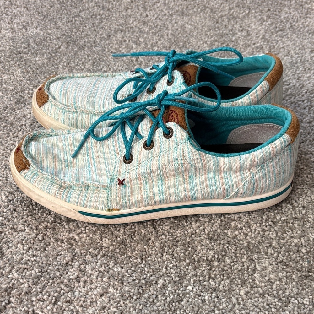 Like New Women’s Twisted X Hooey Loper Shoes